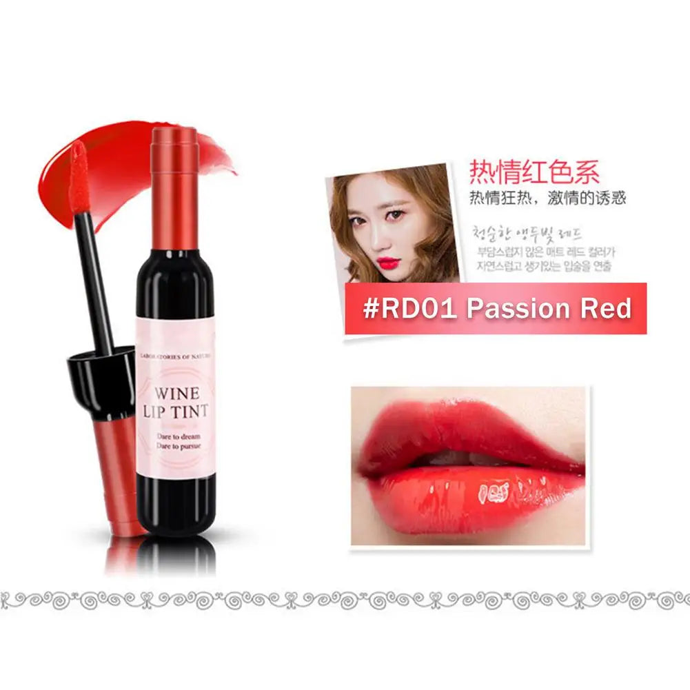 Labial resistente al agua de larga duración.