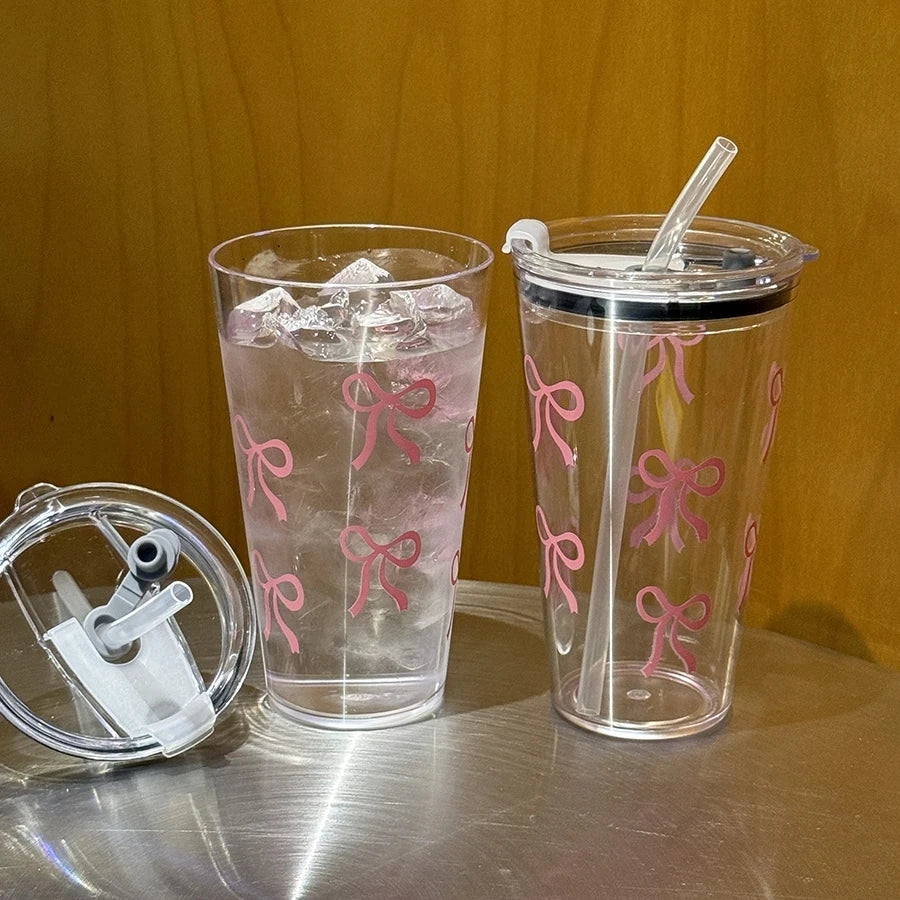Taza de plástico con lazo rosa de 500ml.