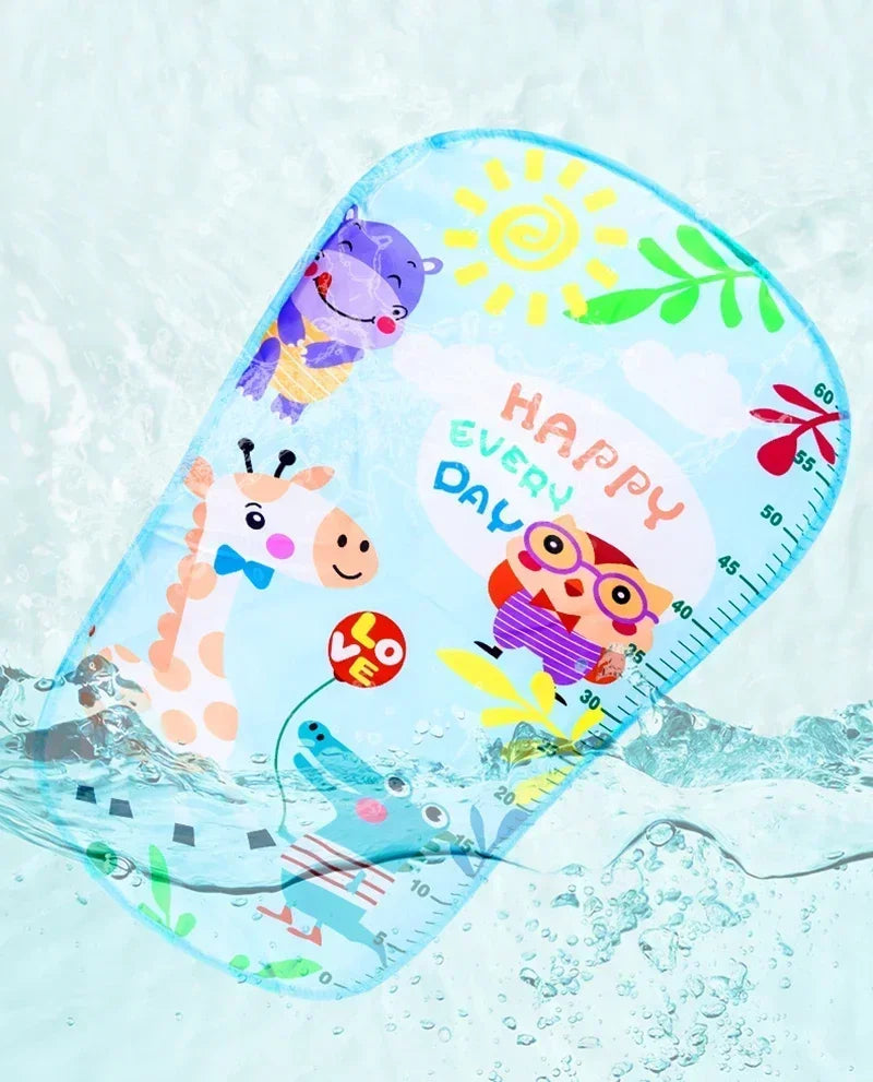 Estante de gimnasio para actividades de bebé.