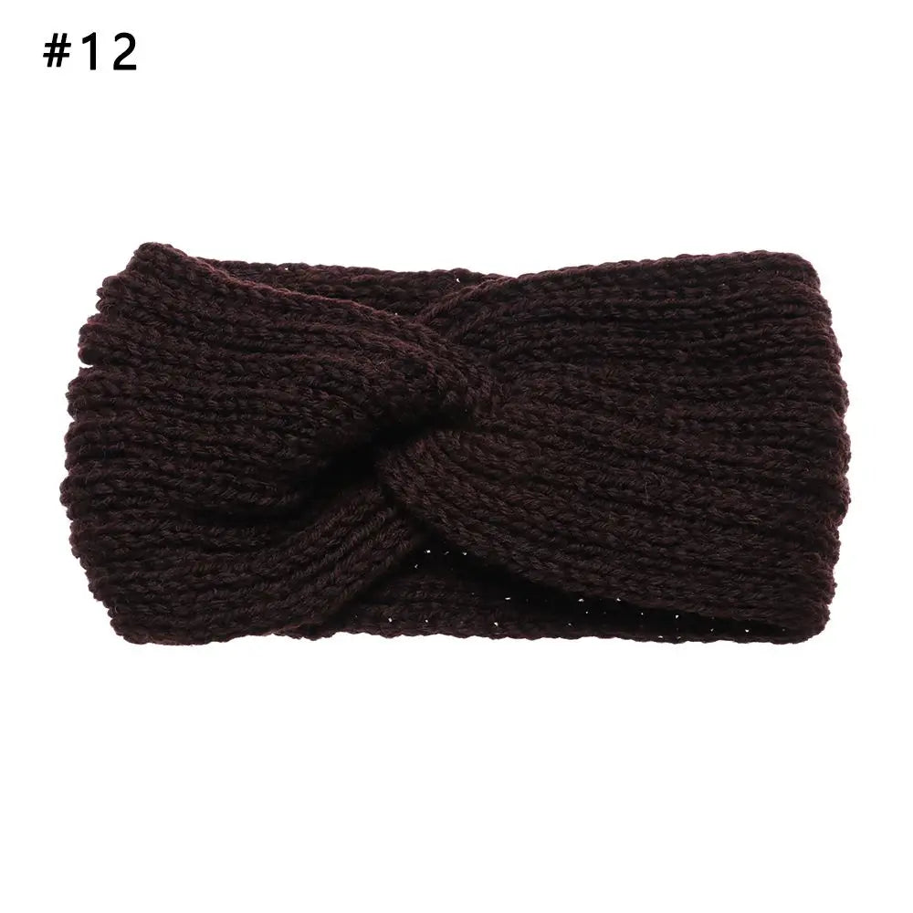 Vincha cruzada tejida.