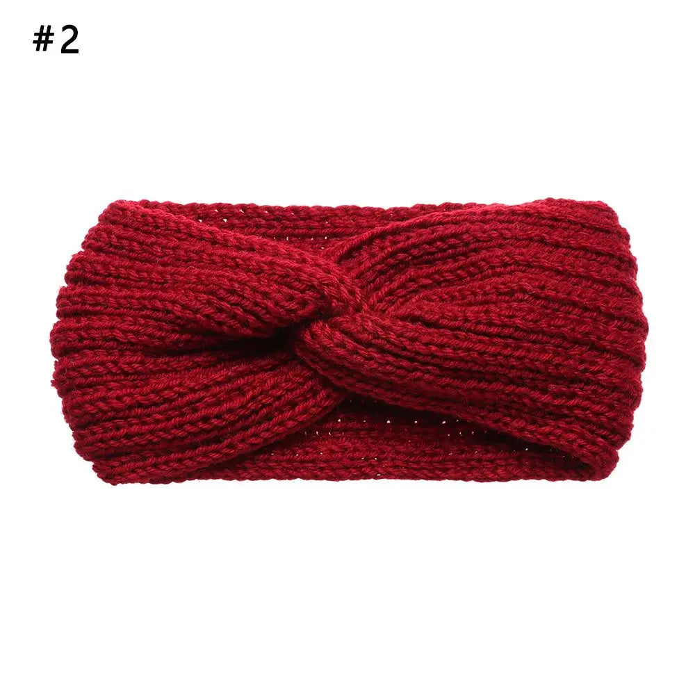 Vincha cruzada tejida.