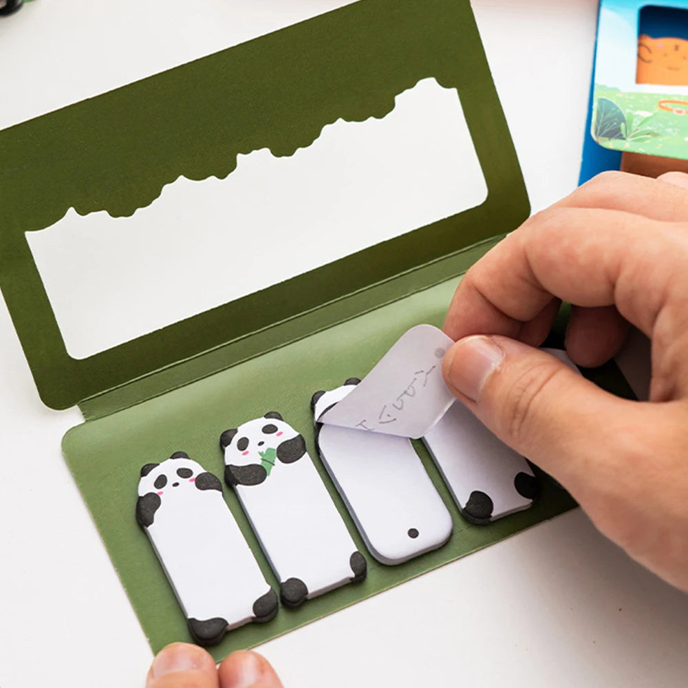 150 hojas adhesivas de animales.