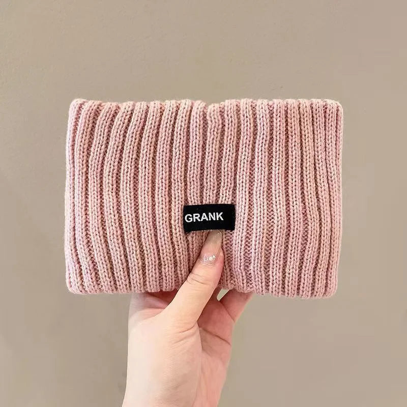 Vincha ancha de invierno para el cabello.